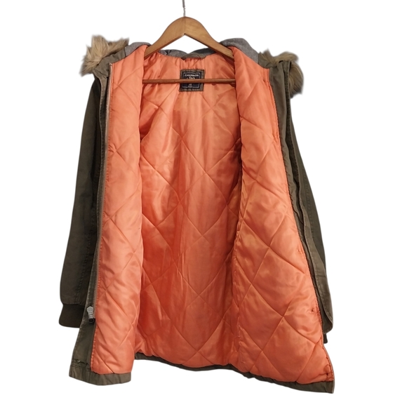 Abercrombie & Fitch Jacket Size XXS Military Parka Quitted Lined Faux Fur Hood - Picture 7 of 14